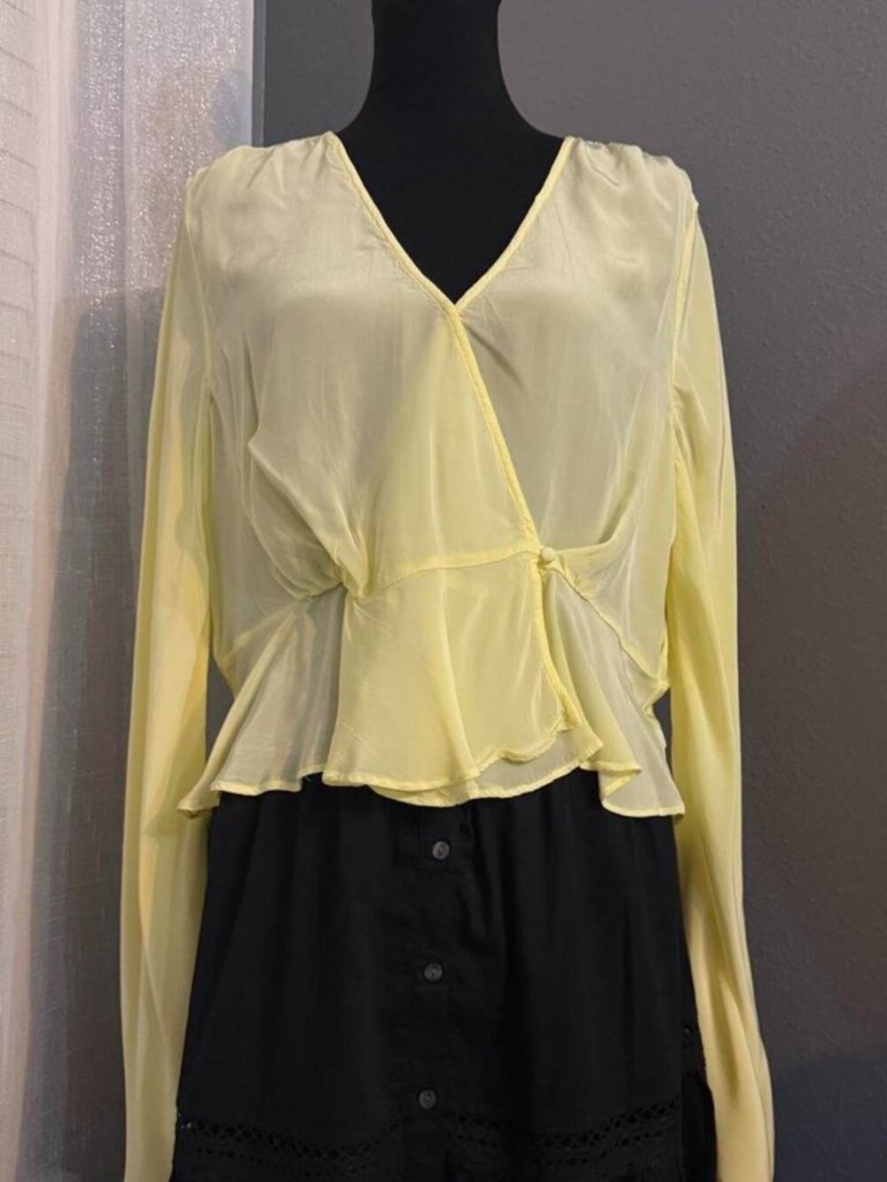 Madewell Women's Yellow and Cream Blouse